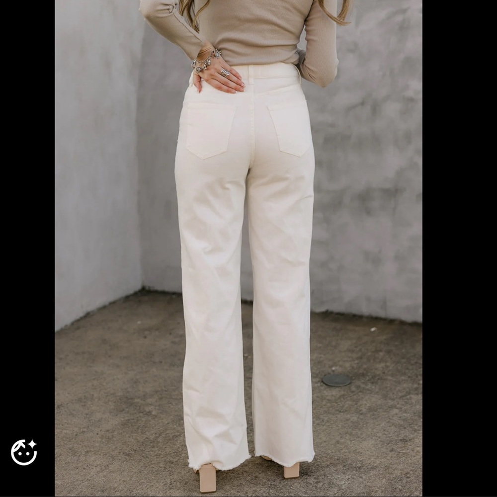 Oat New York Womens Sz 8/28 Ivory Natural High Rise Wide Leg Raw Hem Denim